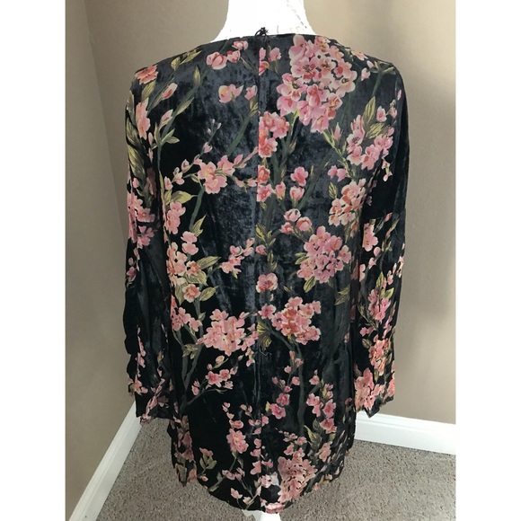 Floral velvet burn out dress - Picture 4 of 6